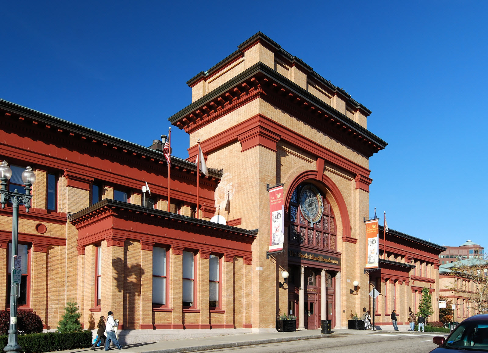 Union Station in Providence, photographed in 2011, before Track 15 opened there.