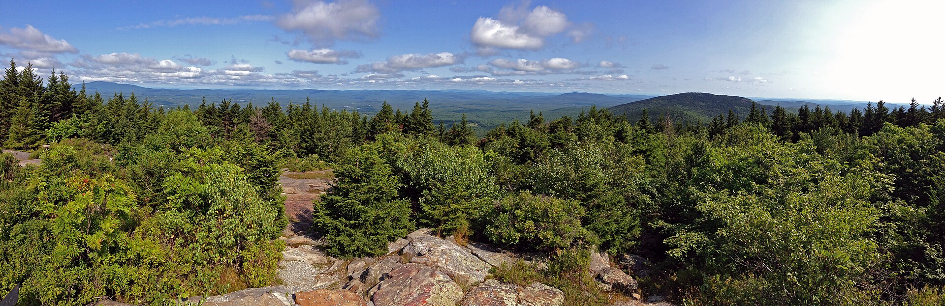 View from the summit of Pack Monadnock in New Hampshire.